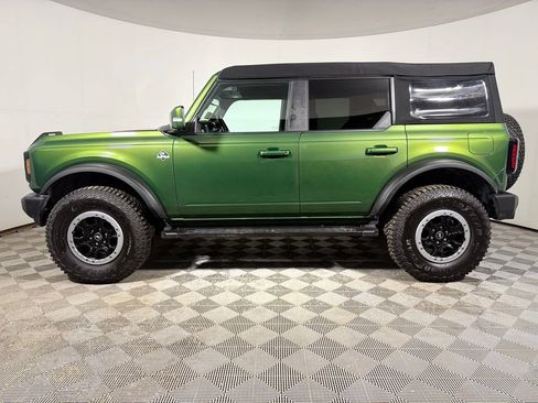 Used 2023 Ford Bronco Outer Banks w/ Sasquatch Package AWD/4WD image 3