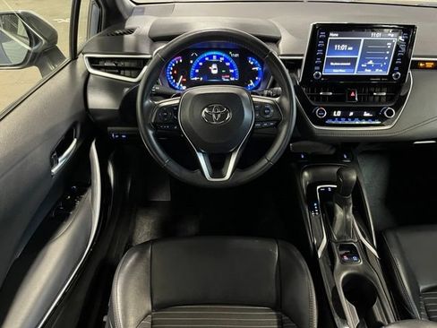 Used 2022 Toyota Corolla XSE FWD image 18