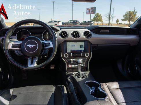 Used 2023 Ford Mustang Convertible image 13