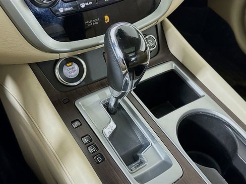 Used 2019 Nissan Murano Platinum image 17