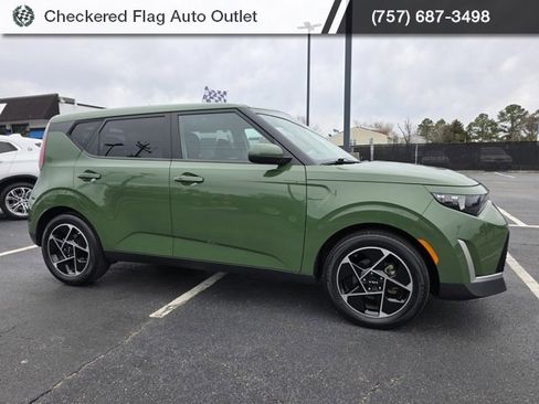 Used 2023 Kia Soul EX image 10