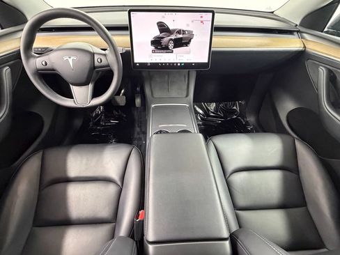 Used 2022 Tesla Model Y Long Range AWD/4WD image 36