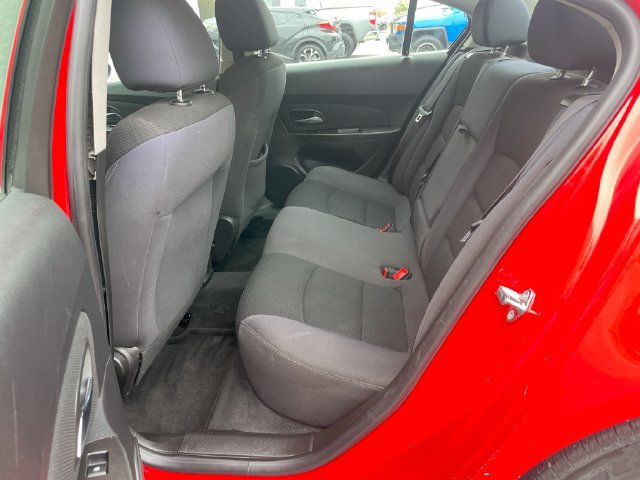 Used 2016 Chevrolet Cruze LT FWD image 25