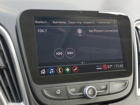 Used 2024 Chevrolet Malibu LT FWD image 19