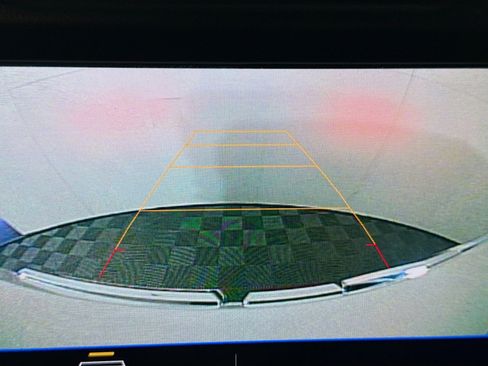 Used 2021 GMC Sierra 1500 2WD Double Cab w/ Convenience Package image 18