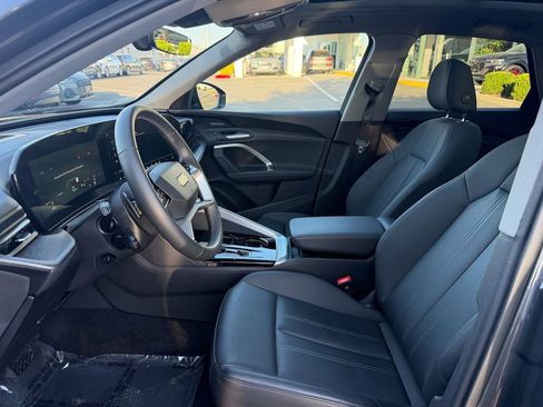 Used 2025 Audi Q5 Premium Plus w/ Premium Plus AWD/4WD image 12
