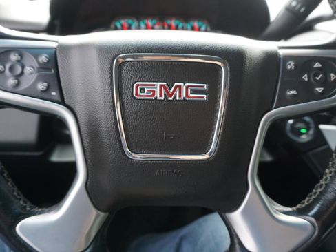 Used 2019 GMC Yukon XL SLT w/ Open Road Package AWD/4WD image 19