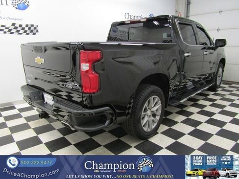 Used 2021 Chevrolet Silverado 1500 High Country image 13