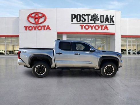 New 2026 Toyota Tacoma TRD Off-Road AWD/4WD image 8