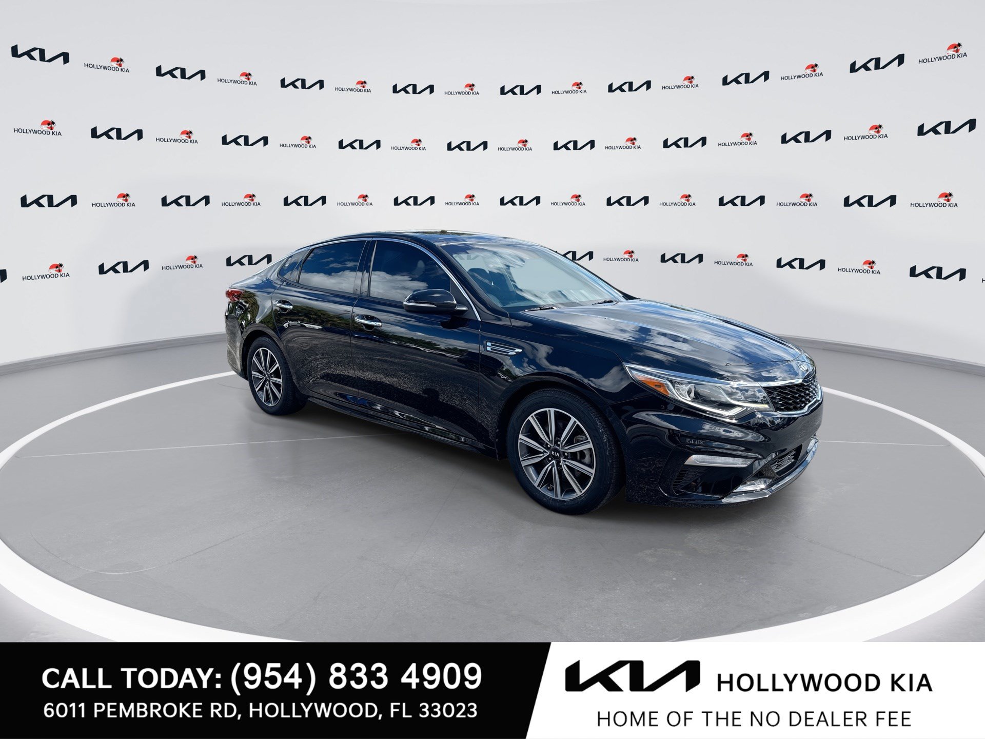 Used 2019 Kia Optima EX w/ EX Premium Package FWD image 2