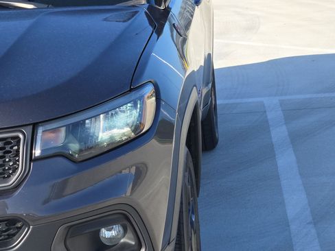 Used 2024 Jeep Compass Trailhawk AWD/4WD image 11