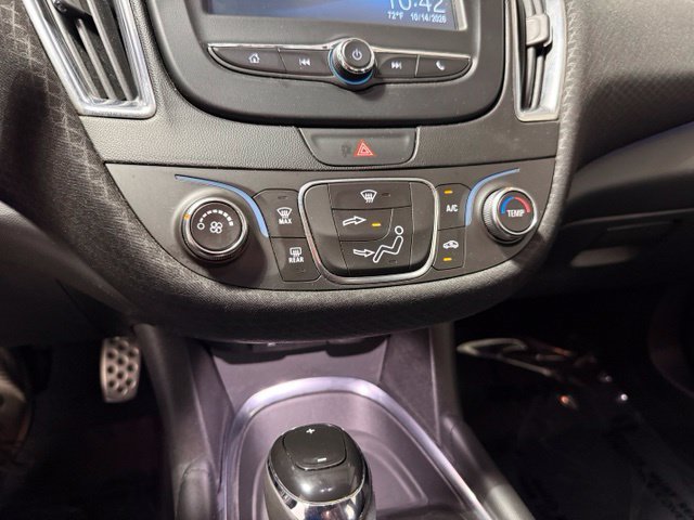 Used 2016 Chevrolet Malibu LT FWD image 18
