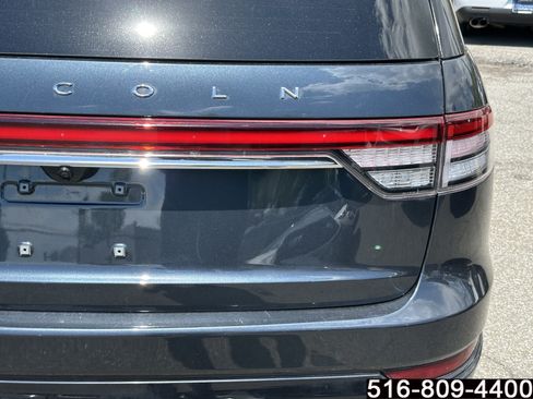 Used 2022 Lincoln Aviator Grand Touring w/ Elements Package Plus AWD/4WD image 35