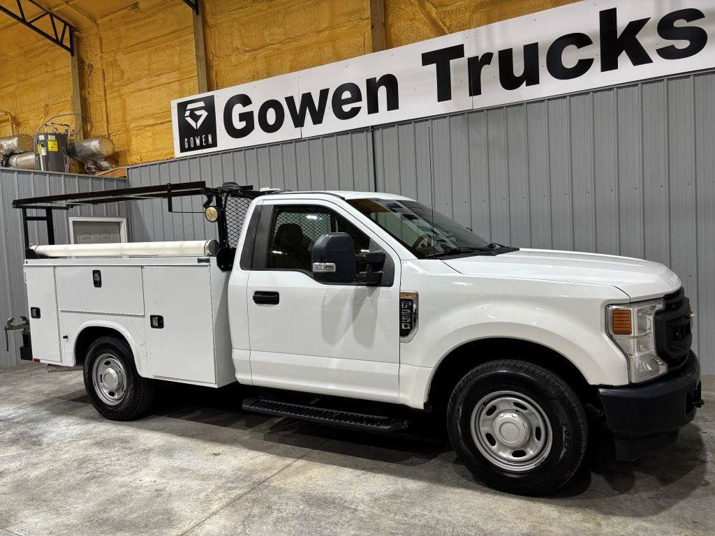 Used 2020 Ford F250 XL w/ Power Equipment Group RWD image 3