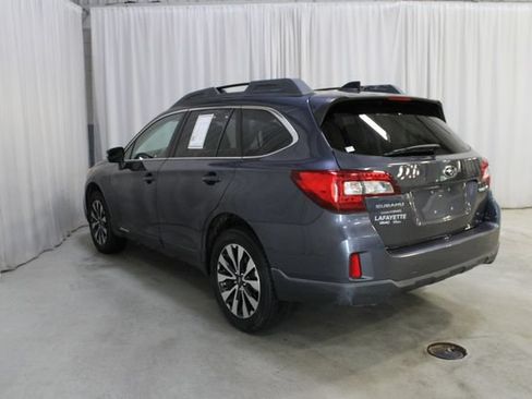 Used 2016 Subaru Outback 2.5i Limited AWD/4WD image 31