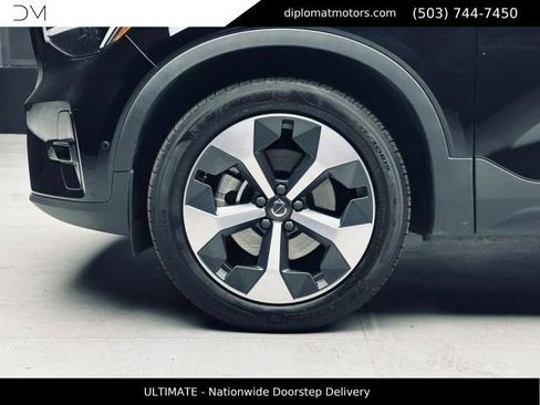 Used 2023 Volvo XC40 B5 Ultimate AWD/4WD image 39