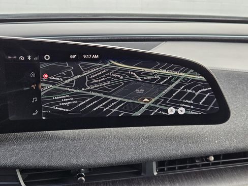Used 2025 Lucid Air Pure RWD image 9