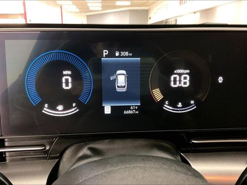 Used 2024 Hyundai Kona SEL image 13