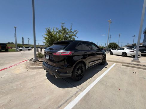 Used 2019 Ford Edge ST w/ Equipment Group 401A AWD/4WD image 15