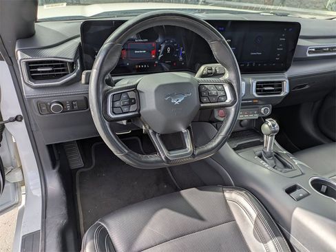 Used 2024 Ford Mustang Premium image 25