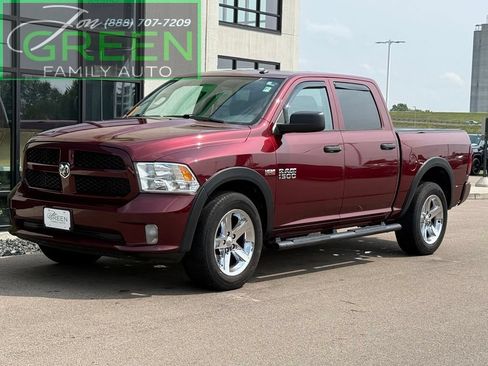 Used 2017 RAM 1500 Express AWD/4WD image 1