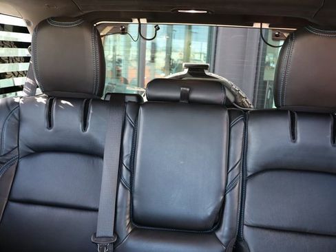 Used 2022 Jeep Wrangler Unlimited Rubicon 4xe w/ Steel Bumper Group image 14