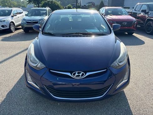 Used 2014 Hyundai Elantra SE w/ Option Group 02 FWD image 8