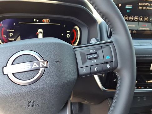 New 2026 Nissan Rogue Platinum AWD/4WD image 11
