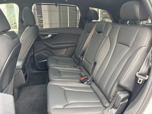 New 2025 Audi Q7 3.0T Premium Plus image 10