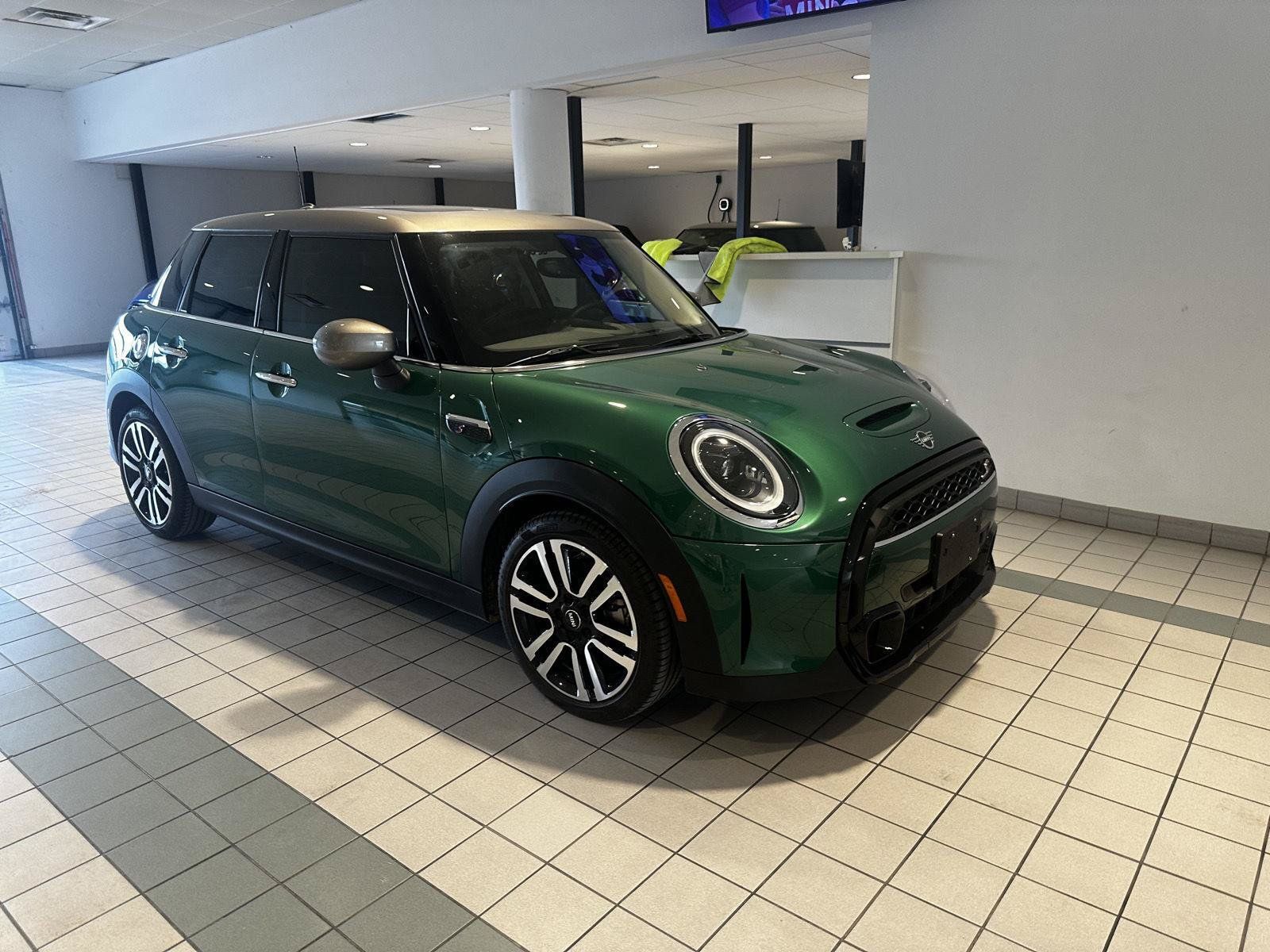Used 2024 MINI Cooper S FWD image 4
