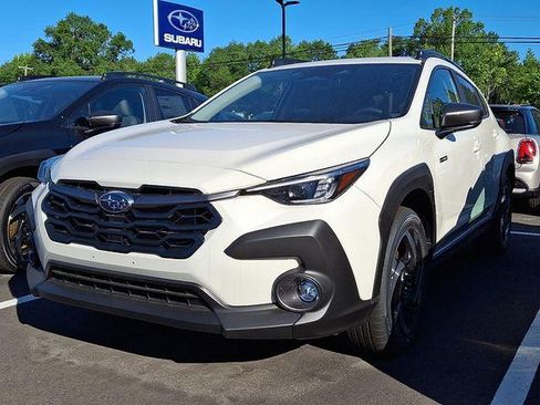 Used 2026 Subaru Crosstrek 2.5i Limited AWD/4WD image 3