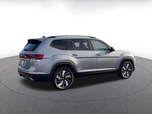 Used 2026 Volkswagen Atlas SE FWD image 14