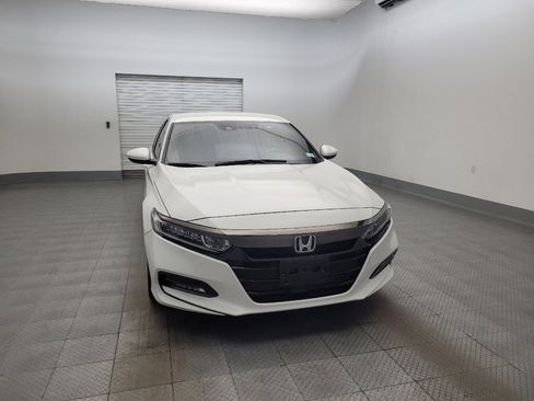 Used 2018 Honda Accord Sport image 14