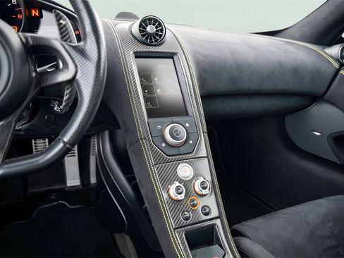 Used 2016 McLaren 675LT Coupe image 39