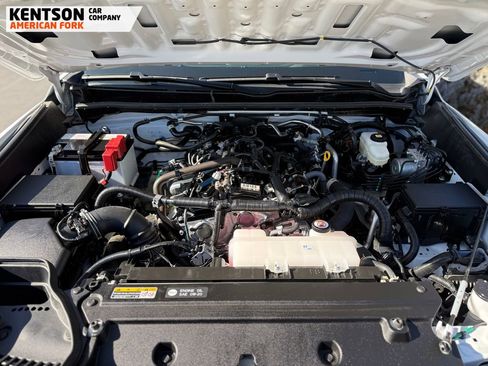 Used 2025 Toyota 4Runner SR5 image 18