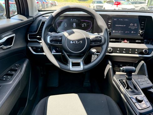 Used 2023 Kia Sportage LX AWD/4WD image 36
