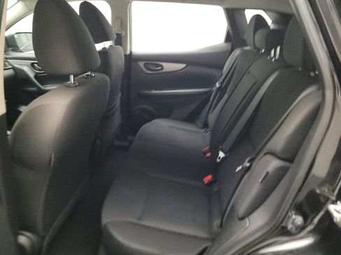 Used 2021 Nissan Rogue Sport S image 18