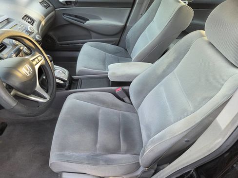 Used 2010 Honda Civic LX image 6