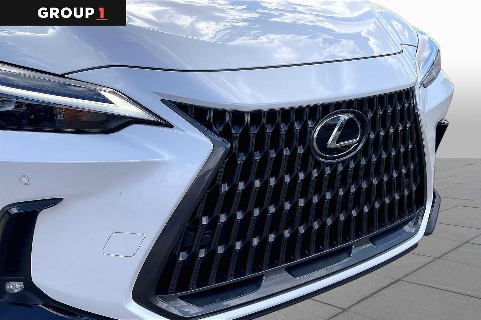 Used 2025 Lexus NX 250 FWD w/ Accessory Package (2T) image 27