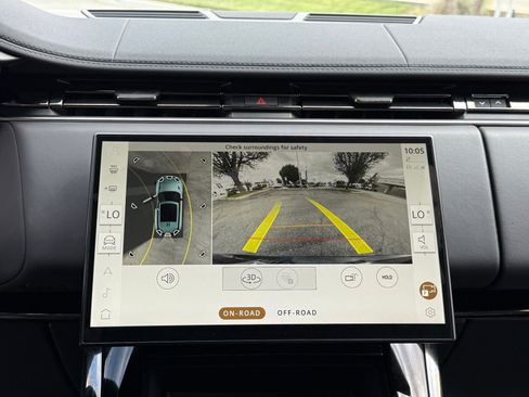 Used 2024 Land Rover Range Rover Sport SE AWD/4WD image 30