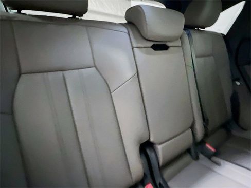 New 2025 Audi Q5 2.0T Premium Plus image 25