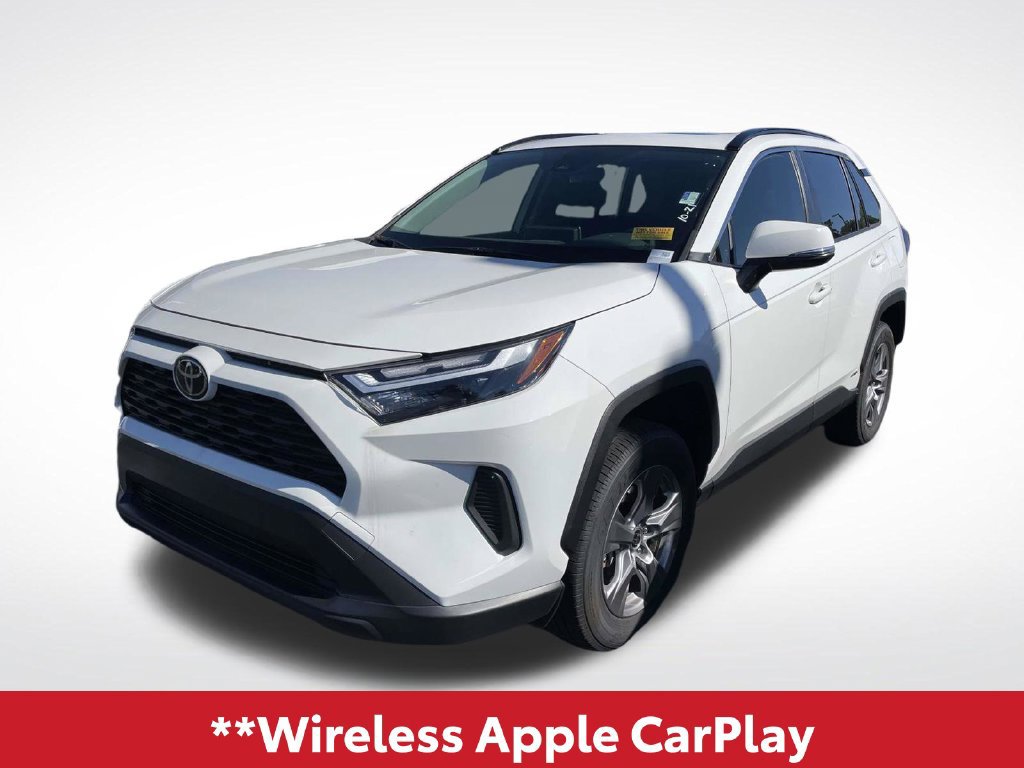 Used 2025 Toyota RAV4 XLE w/ Convenience Package AWD/4WD image 4
