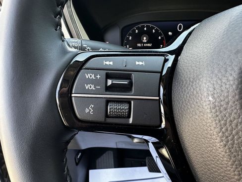 Used 2026 Honda CR-V EX-L image 17