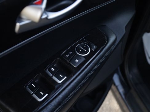 Used 2018 Kia Sorento AWD image 21