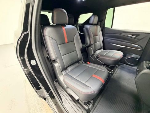 Certified 2024 Chevrolet Traverse RS image 31