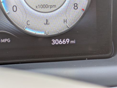 Used 2022 Hyundai Tucson Limited w/ Cargo Package image 30