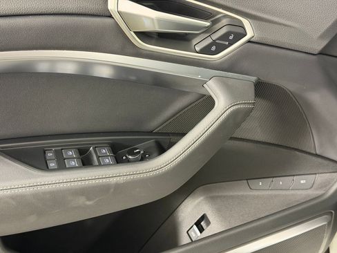 Used 2024 Audi Q8 e-tron Premium Plus AWD/4WD image 13