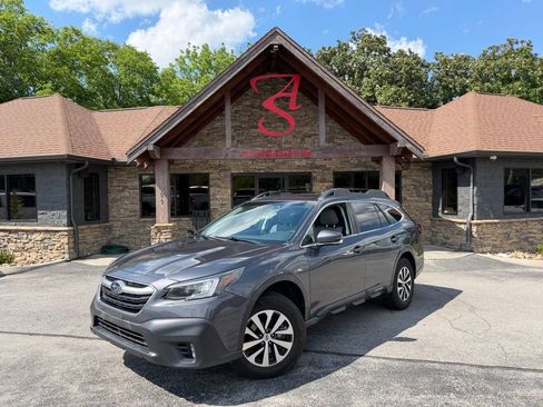 Used 2020 Subaru Outback Premium AWD/4WD image 1