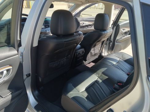 Used 2013 INFINITI M37 x w/ Premium Pkg image 10
