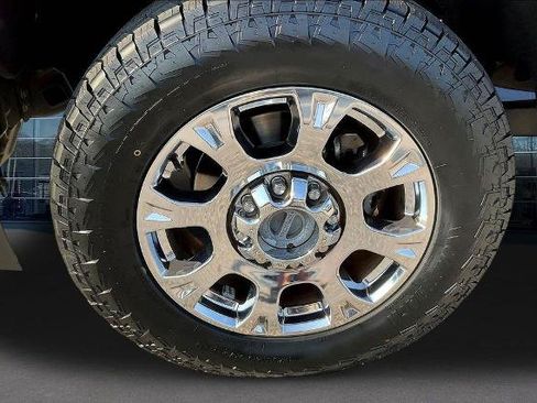 Certified 2022 Ford F250 Lariat w/ Lariat Ultimate Package AWD/4WD image 39